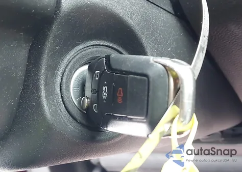 2013 Ford Fusion Se z USA, uszkodzony, nr VIN 3FA6P0H74DR213231